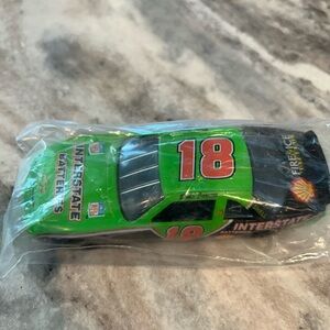 #18 Dale Jarrett Interstate Batteries Die Cast Car NASCAR